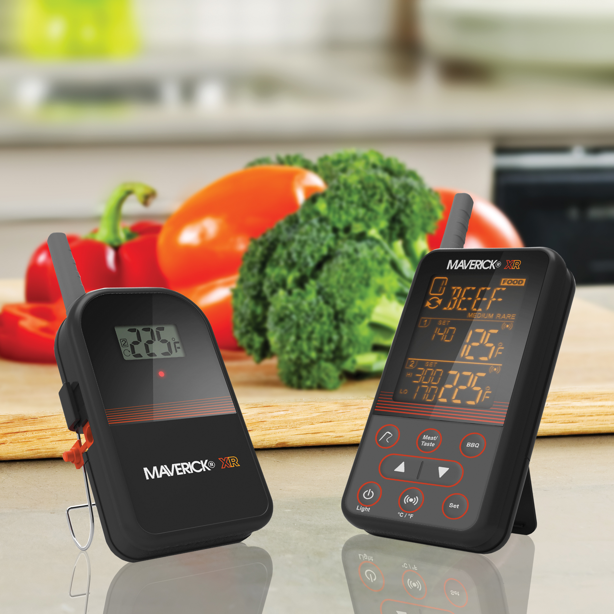 Maverick XR-50 Extended Range Digital Wireless BBQ Meat Thermometer w/ NO  PROBES